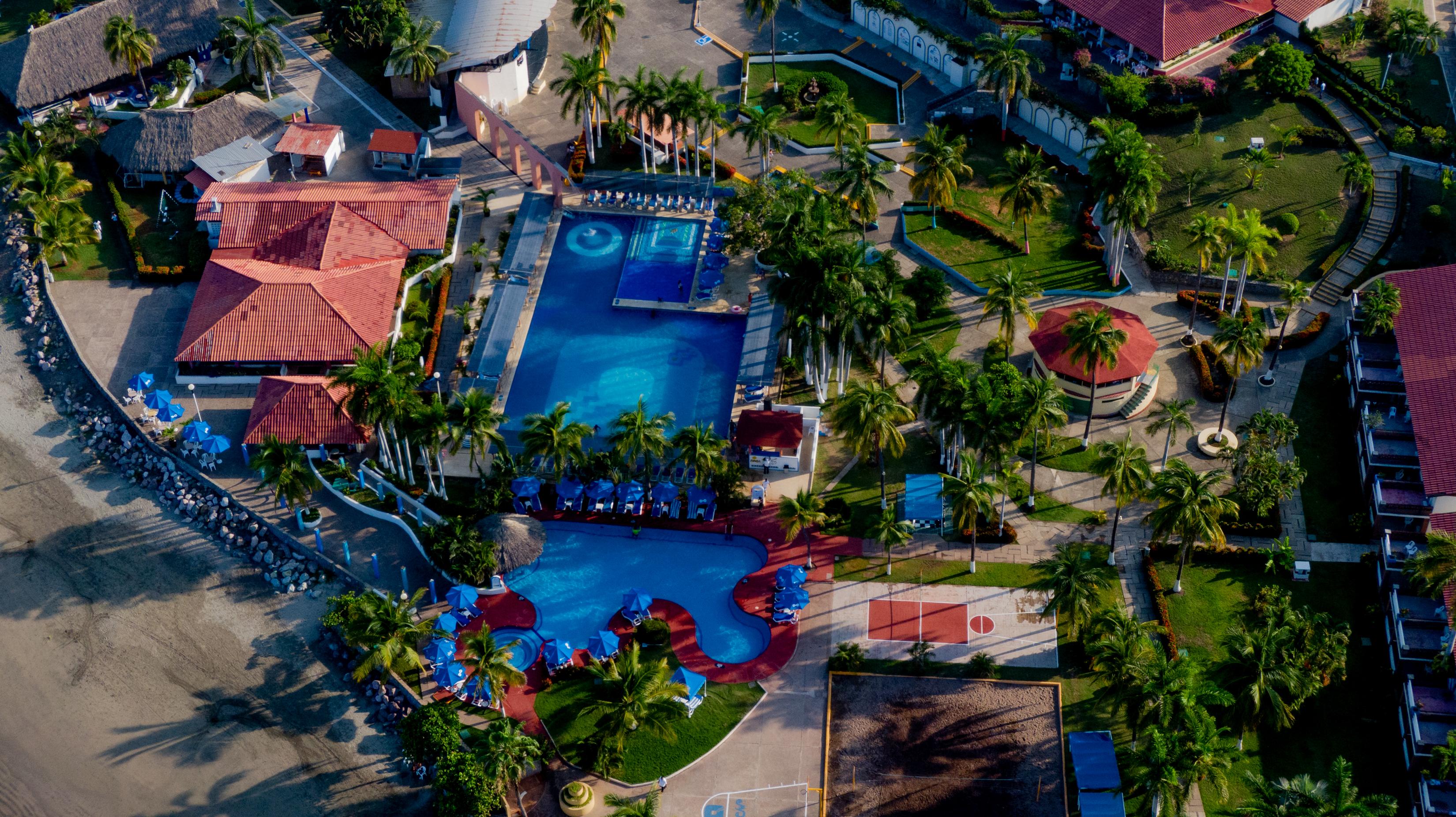Qualton Club Ixtapa All Inclusive Экстерьер фото