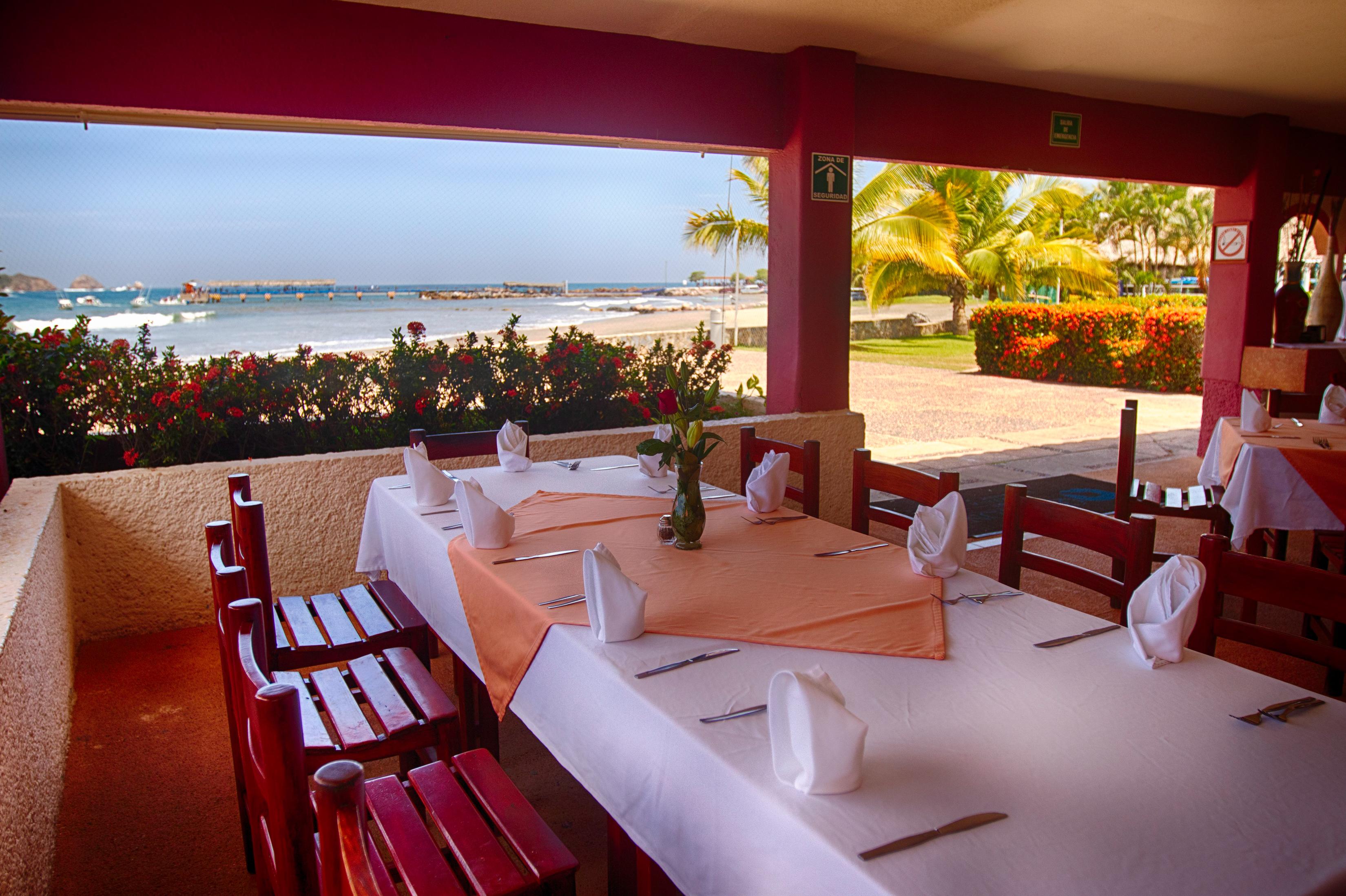 Qualton Club Ixtapa All Inclusive Экстерьер фото