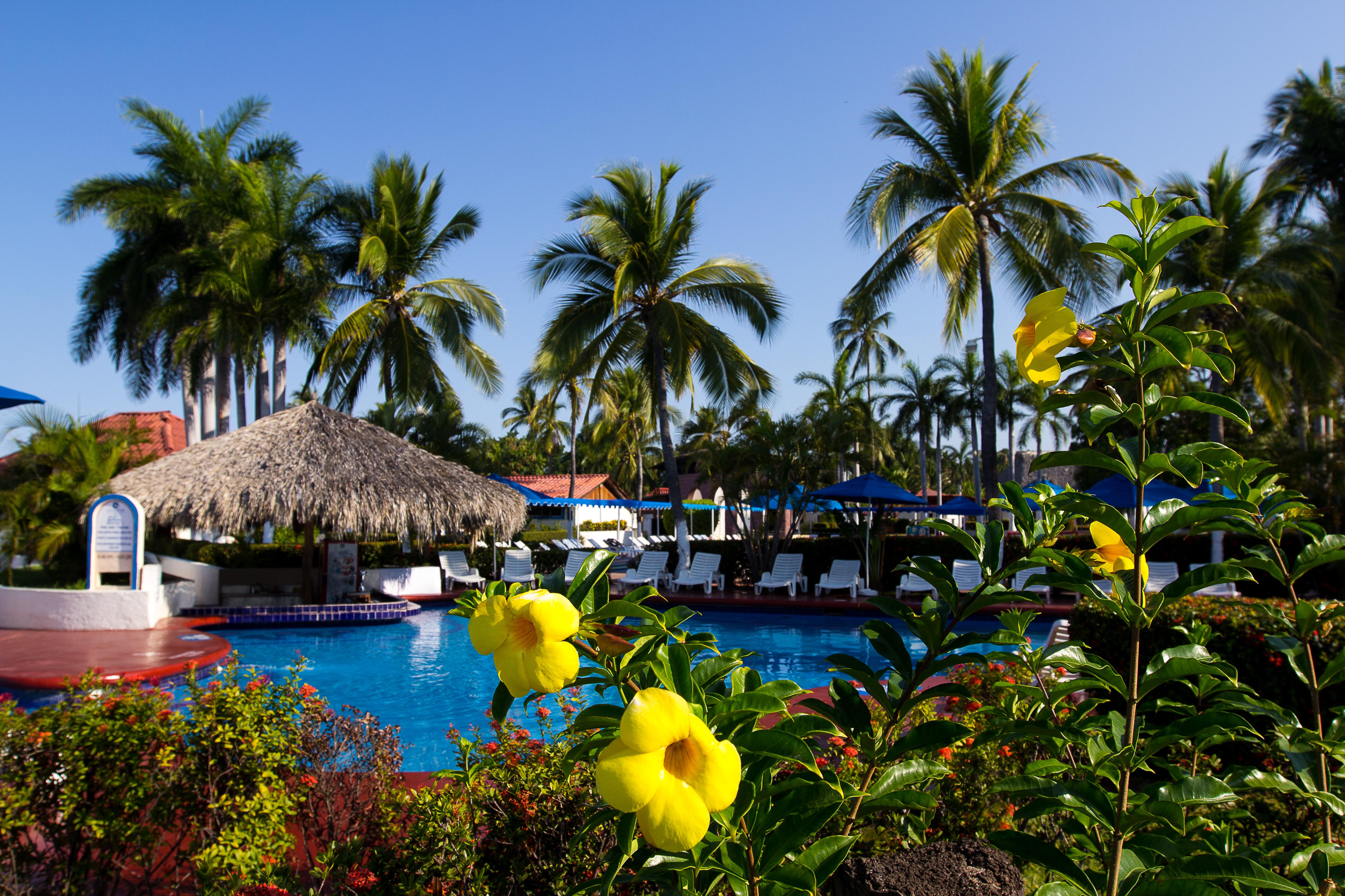 Qualton Club Ixtapa All Inclusive Экстерьер фото