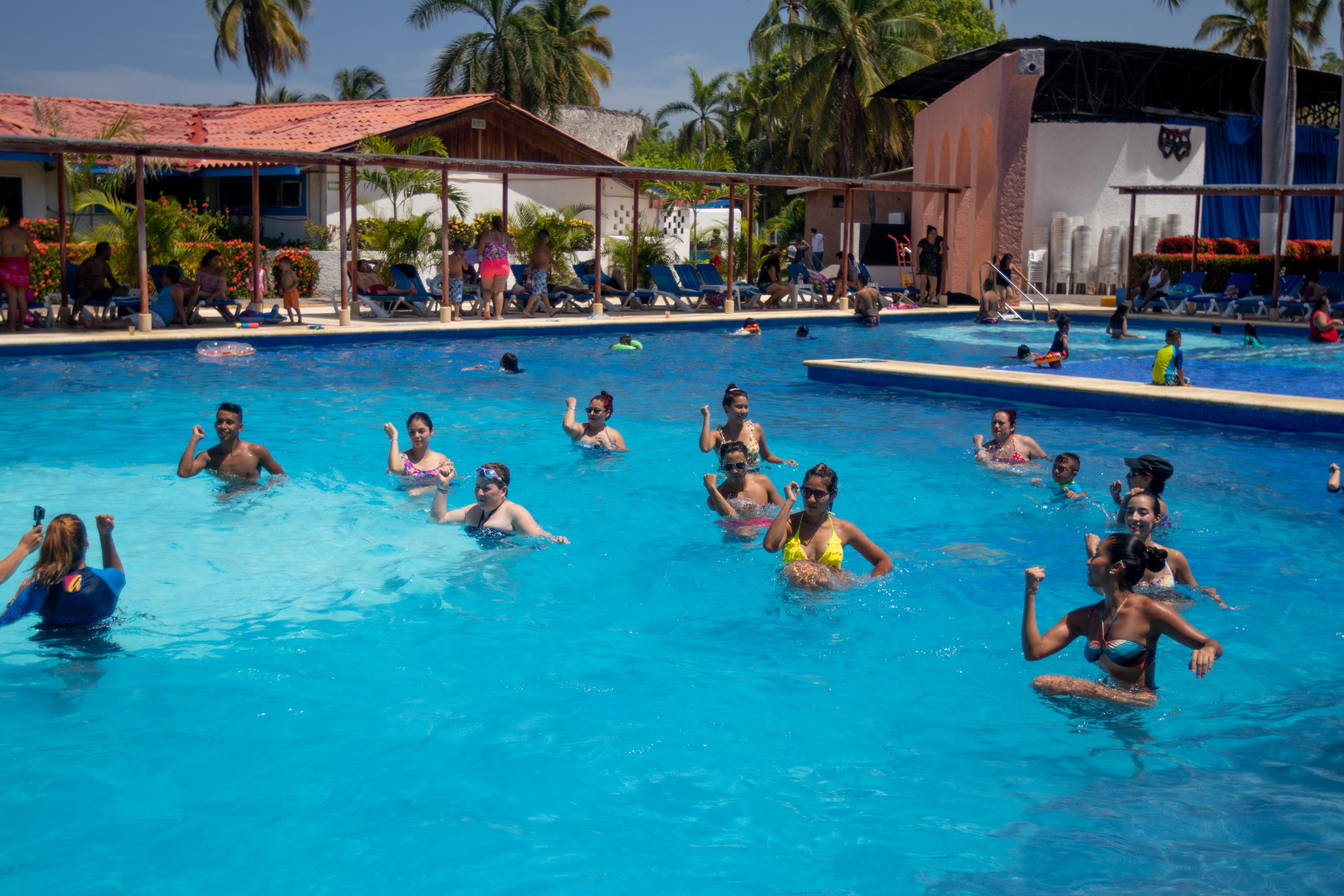 Qualton Club Ixtapa All Inclusive Экстерьер фото