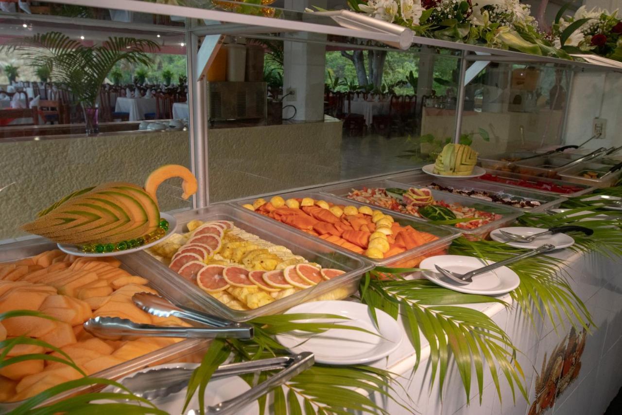 Qualton Club Ixtapa All Inclusive Экстерьер фото